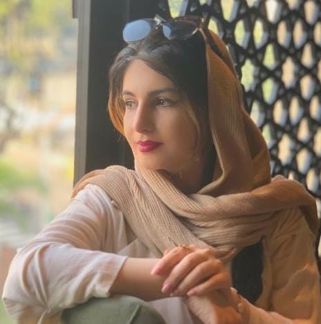 خانم دکتر زهرا اکبری - مدیر پتیوا